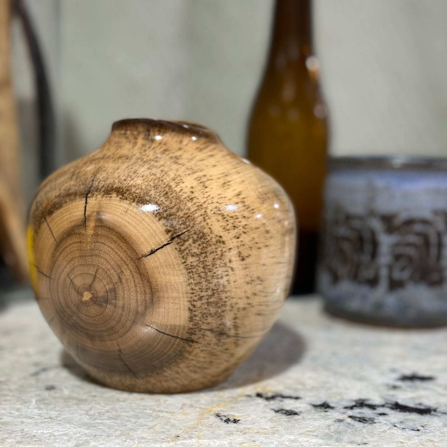 Myrtle Wood Vase with Chatoyance Figured Pattern