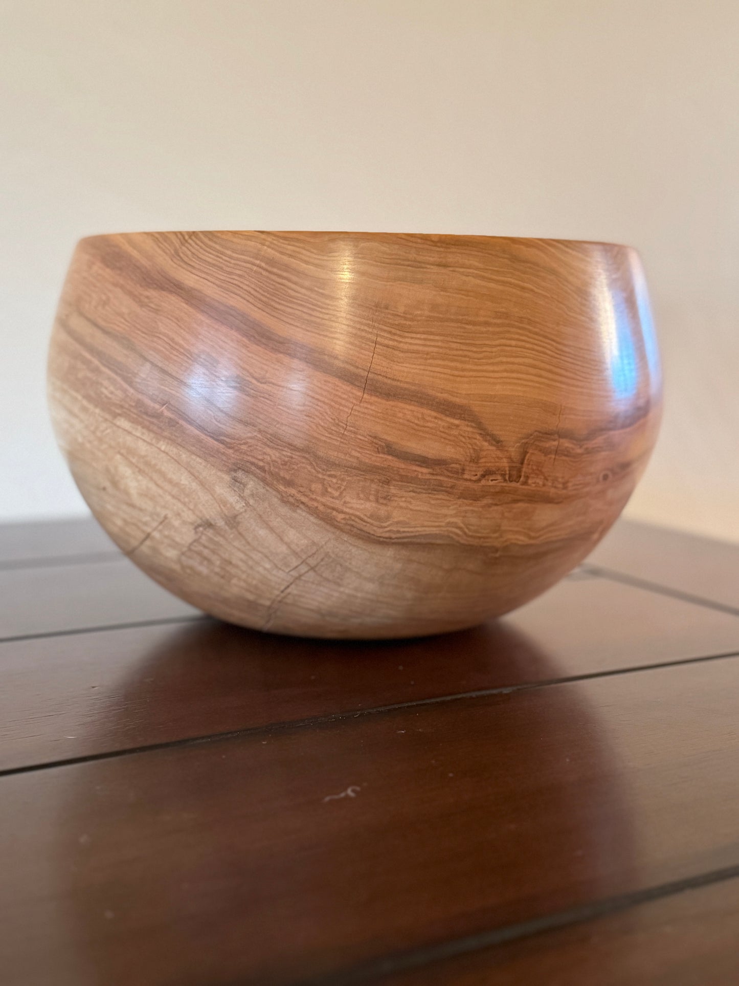 Large Highly Figured Maple Bowl with Smooth Rounded Edges